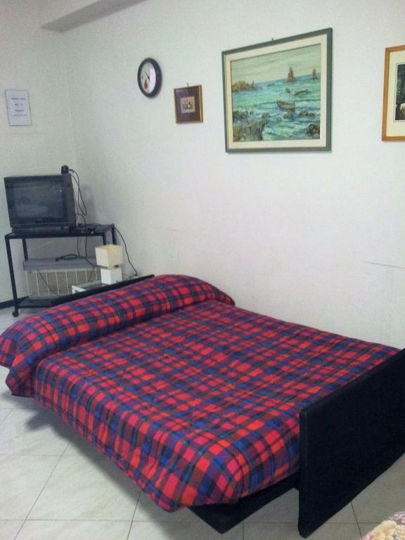 Casa Vacanze Mascali Riposto ภายนอก รูปภาพ